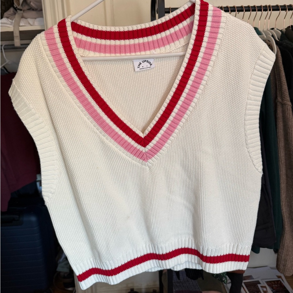 The Upside V-Neck Sweater Vest - White and Red